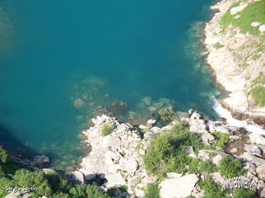 06 Pescatori alla foce della valle di Pila.JPG